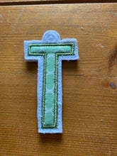 Letter 'T' for Banner HORIZONTAL & VERTICAL files 4x4 - ITH Digital Embroidery Design