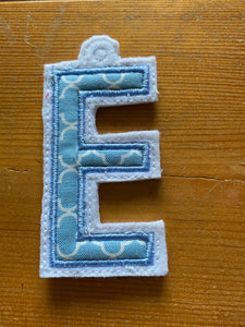 Letter 'E' for Banner HORIZONTAL & VERTICAL files 4x4 - ITH Digital Embroidery Design
