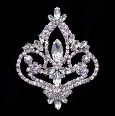 cp-16 Premier Pageant pin brooch